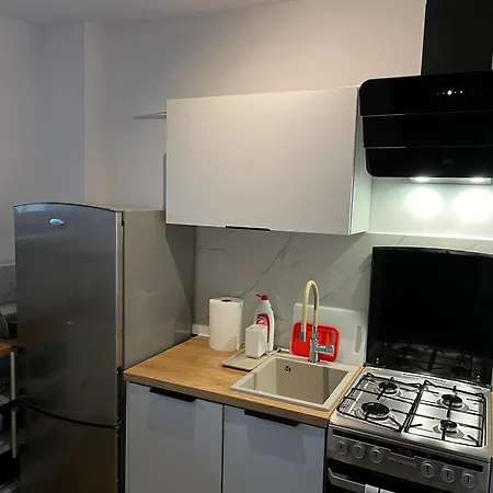 10 Min Do Plazy Apartament *